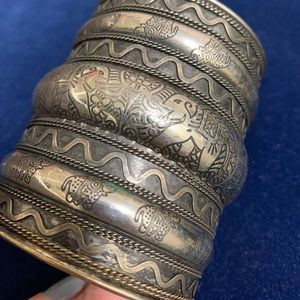 Vintage brass cuff bracelet